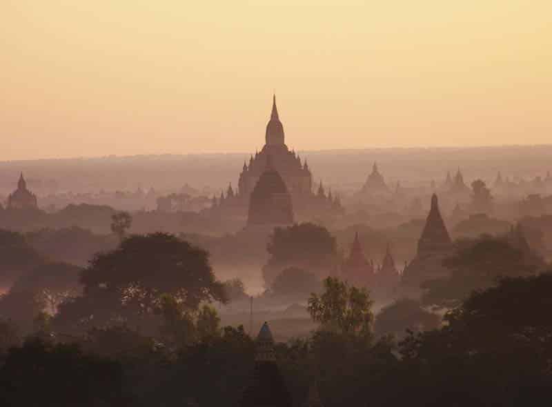 Bagan i skumringen